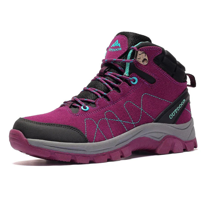 PeakClimb: Waterproof Hiking Boots for Endless Adventures and Maximum Comfort